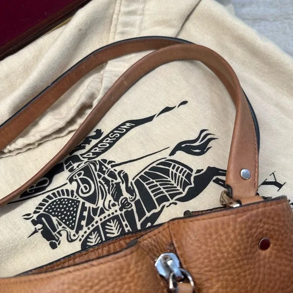 Burberry Maidstone Tote Tan Leather Shoulder Bag - Picture 6 of 16